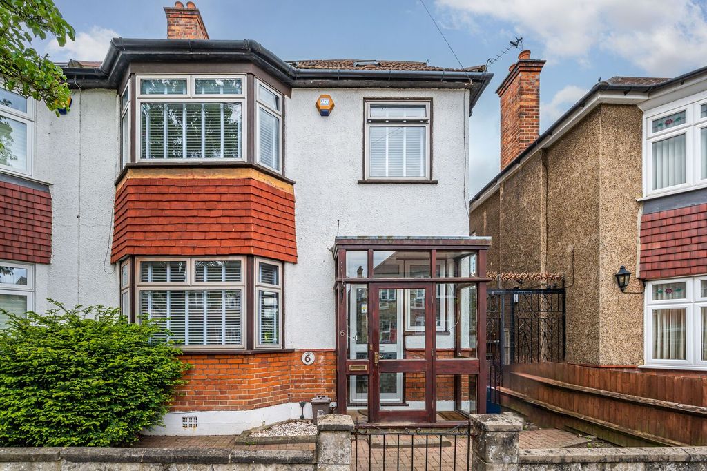 Property photo 1 of 20