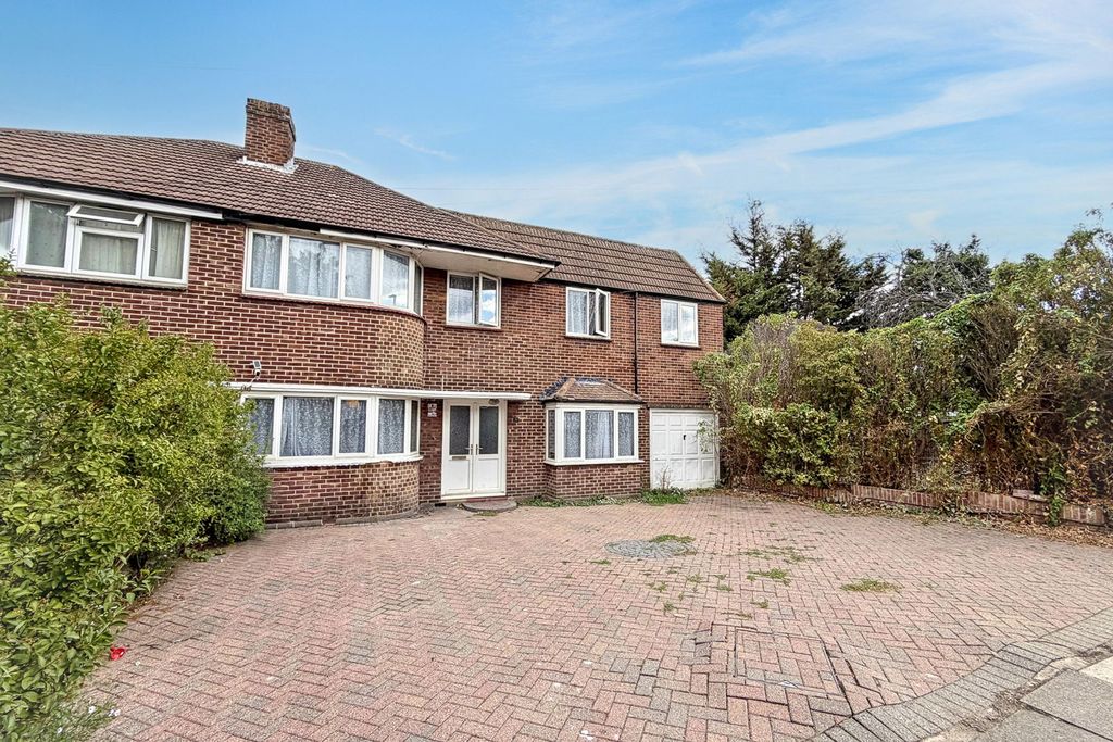 Property photo 1 of 6