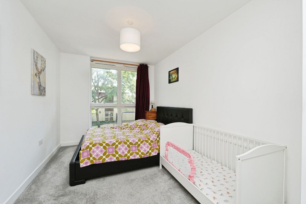 Property photo 3 of 11 Pbox-Img.Jpg