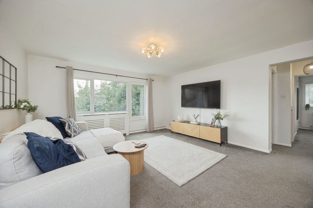 Property photo 2 of 14 Pbox-Img.Jpg