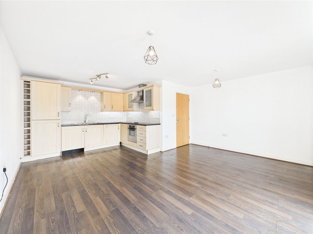 Property photo 2 of 10 Picture No. 02