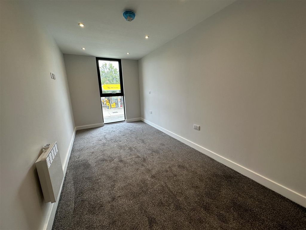 Property photo 1 of 17 Img_5016.Jpg