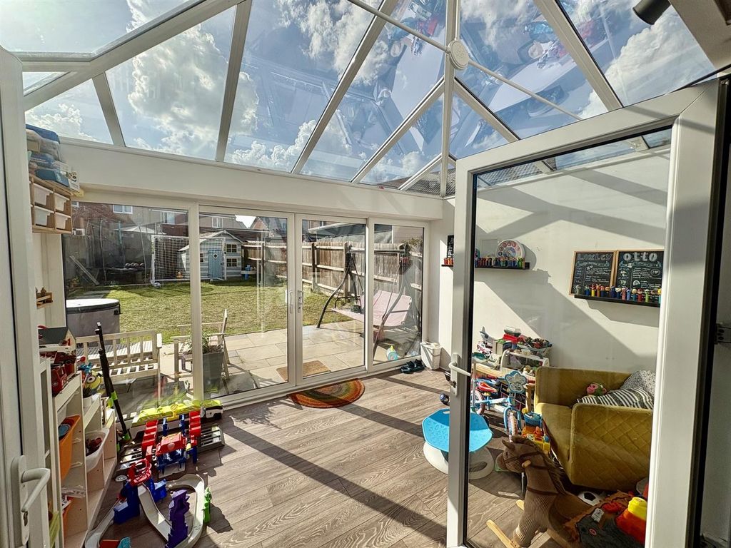Property photo 2 of 15