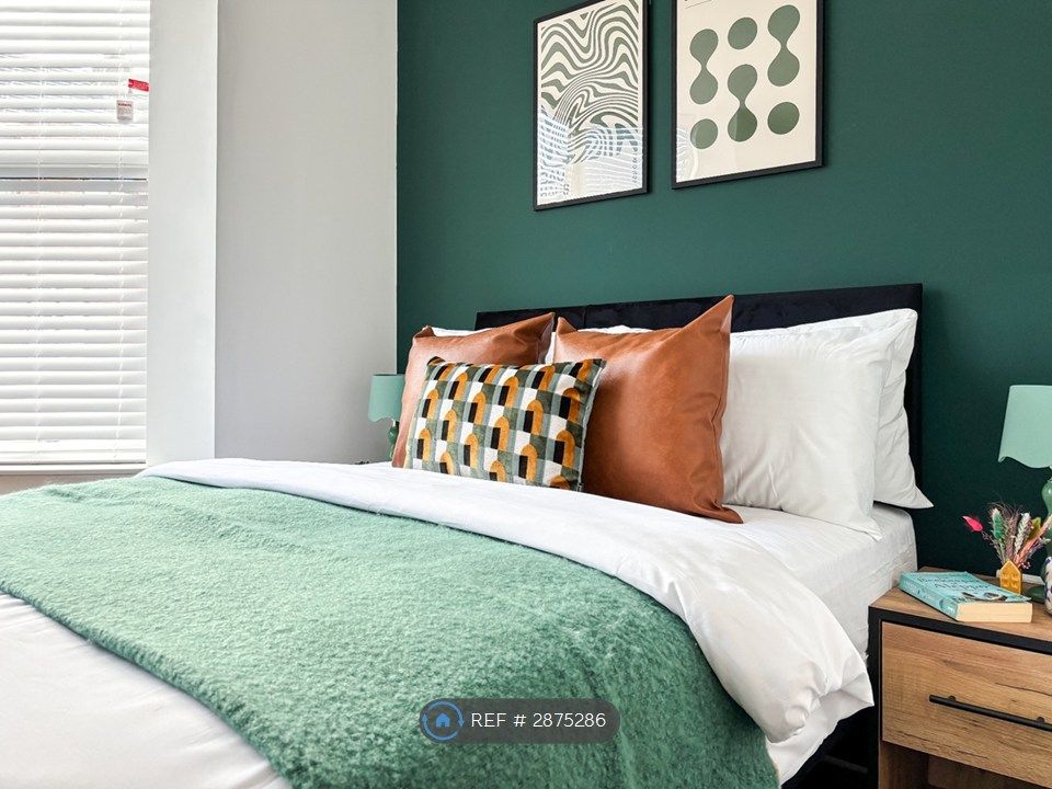 Property photo 3 of 35 Bedroom 1