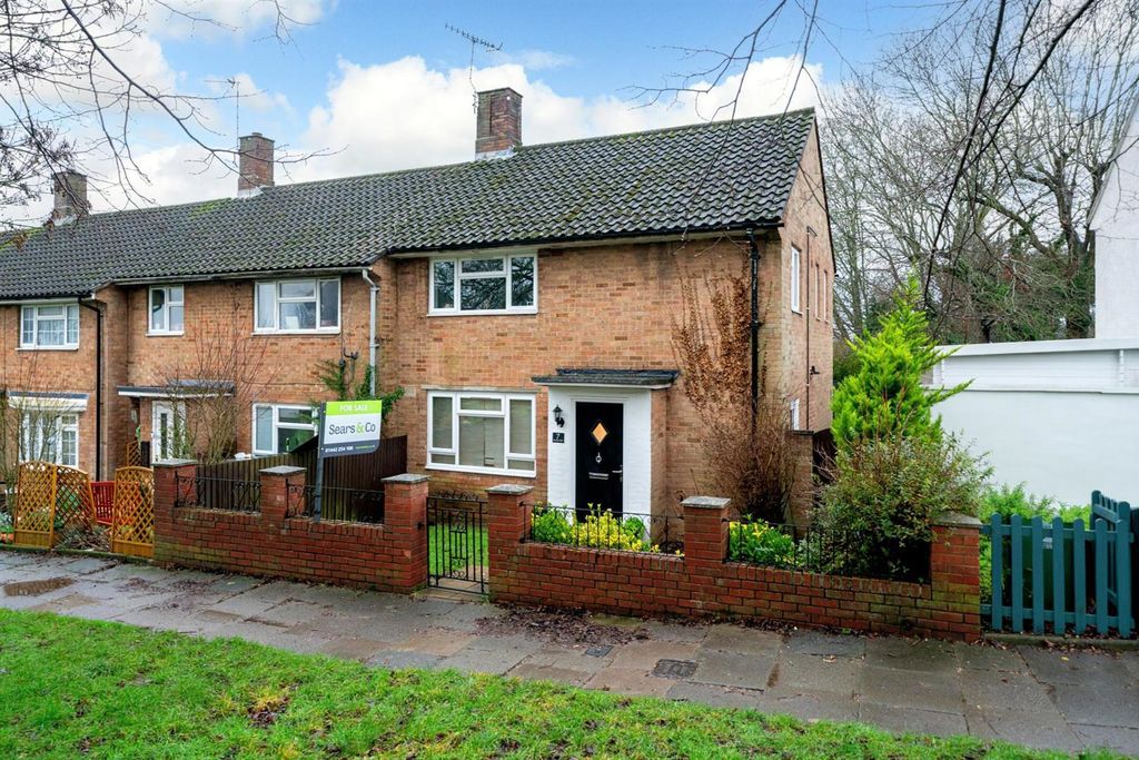 Property photo 1 of 11 7-Broom-Hill-2.Jpg