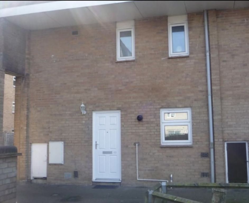 Property photo 3 of 13