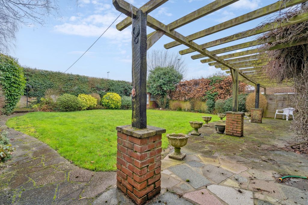 Property photo 2 of 24
