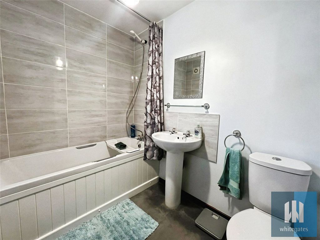 Additional image 5 of 2 bed flat for saleQuarmby Road, Quarmby, Huddersfield HD3