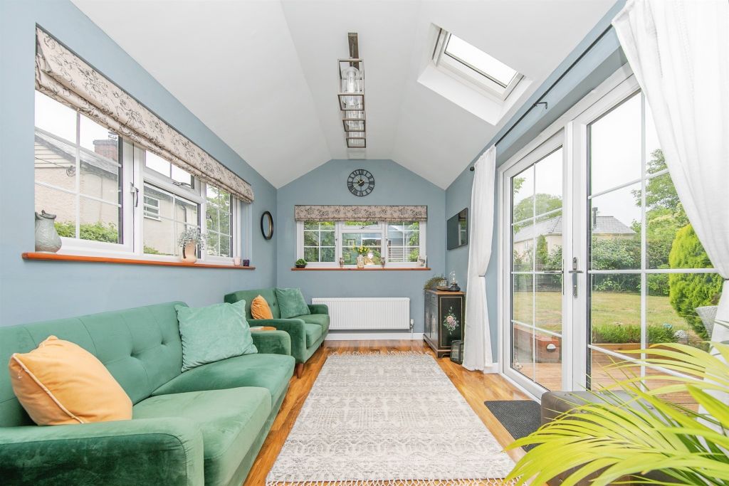Property photo 2 of 19