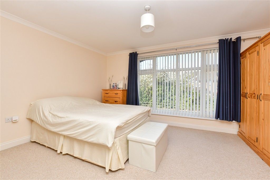 Property photo 3 of 9 Bedroom 1