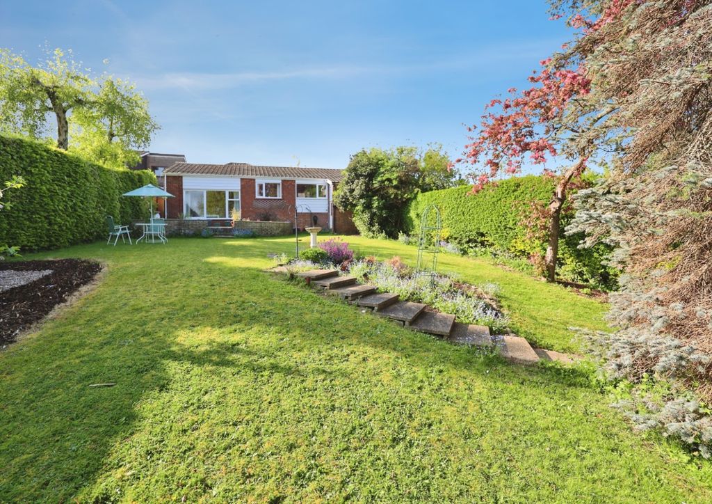 Property photo 1 of 23 5076261