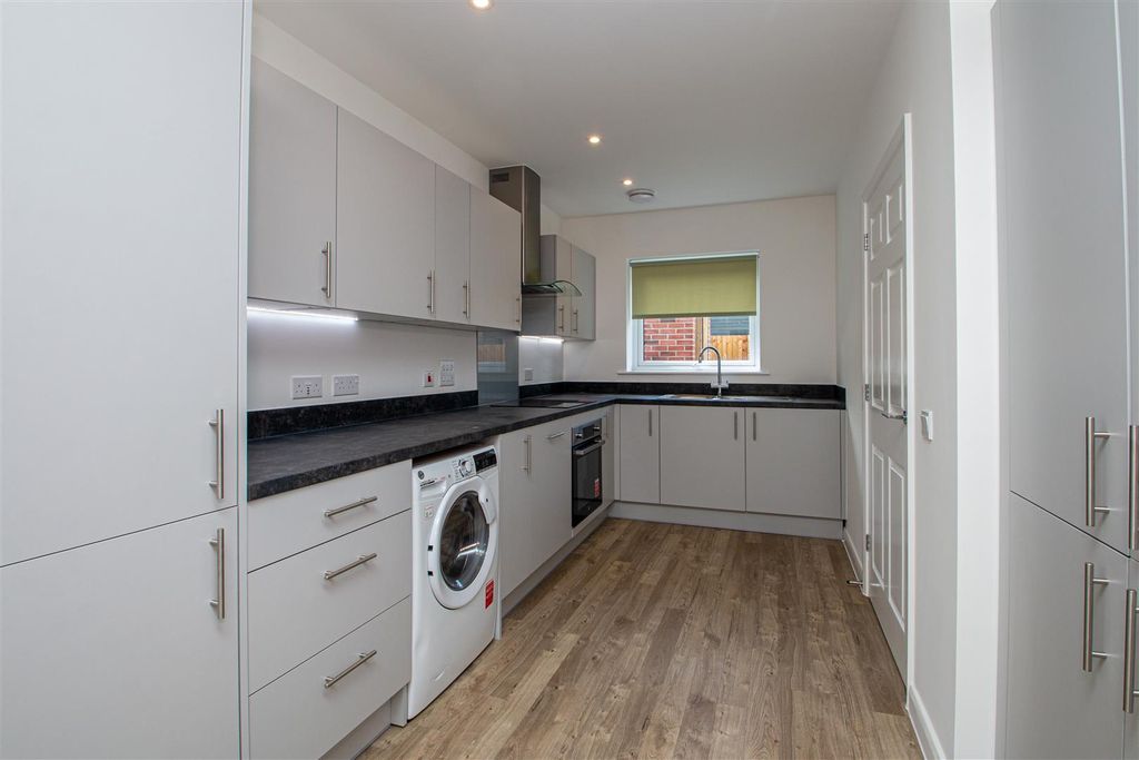Property photo 2 of 19 Hazelwood_6.Jpg