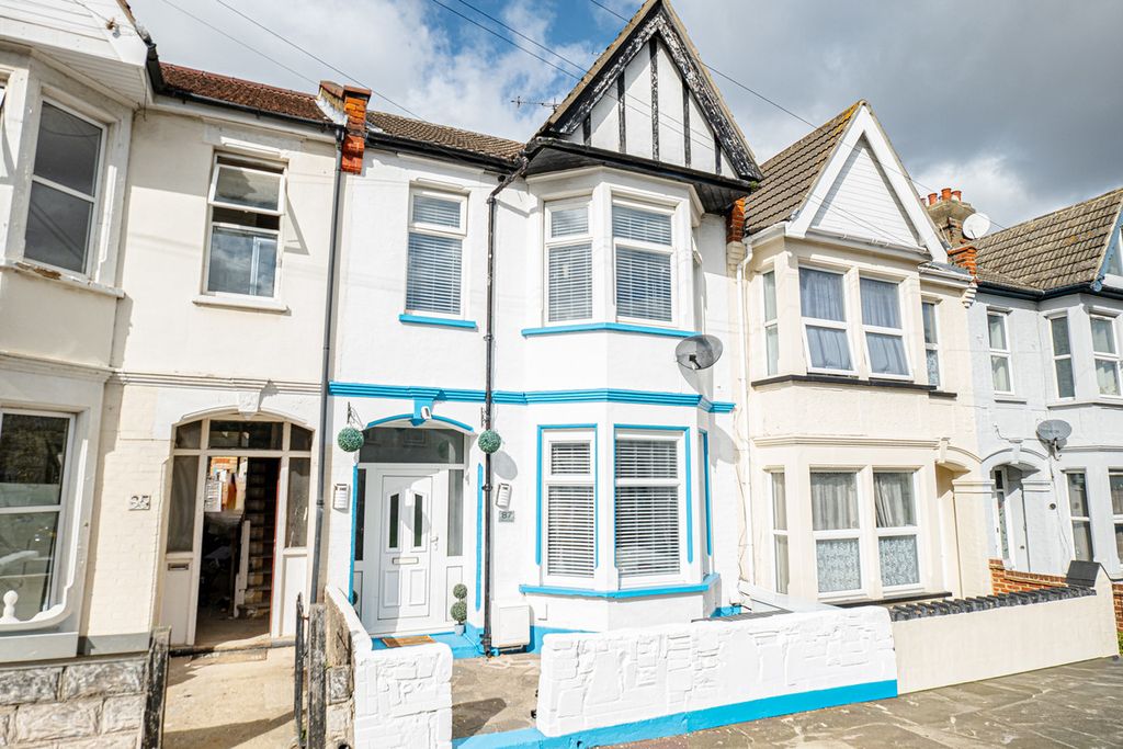 Property photo 1 of 23