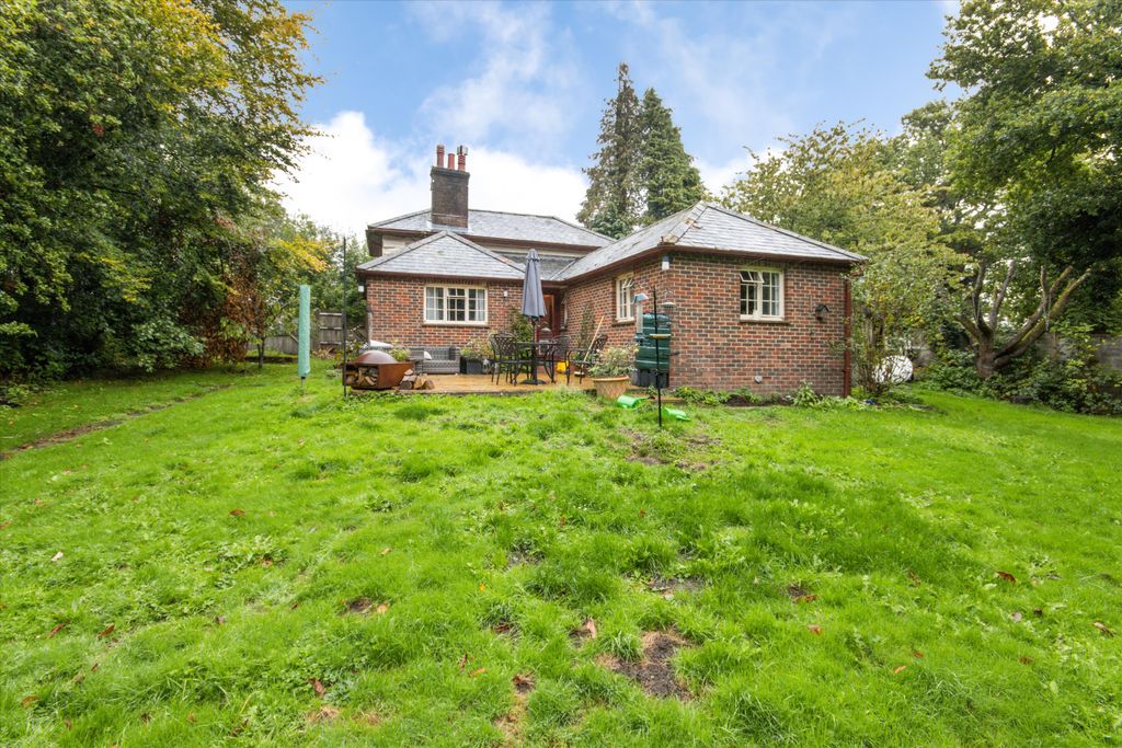 Property photo 2 of 14 Image