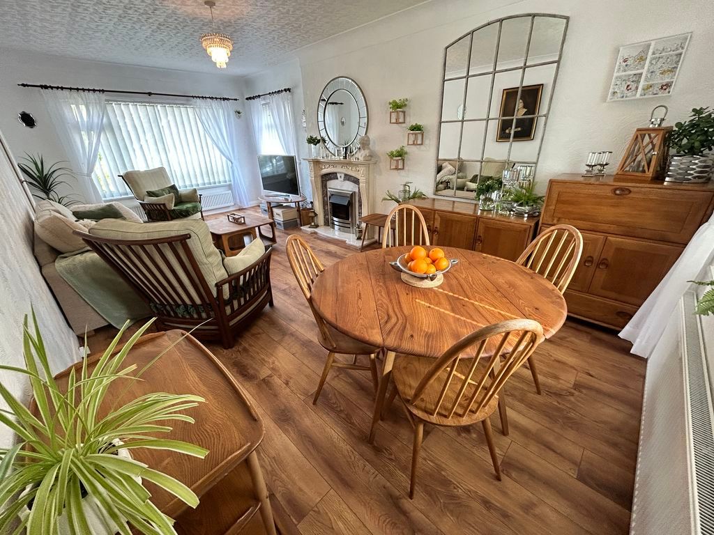 Property photo 3 of 19 Photo 3