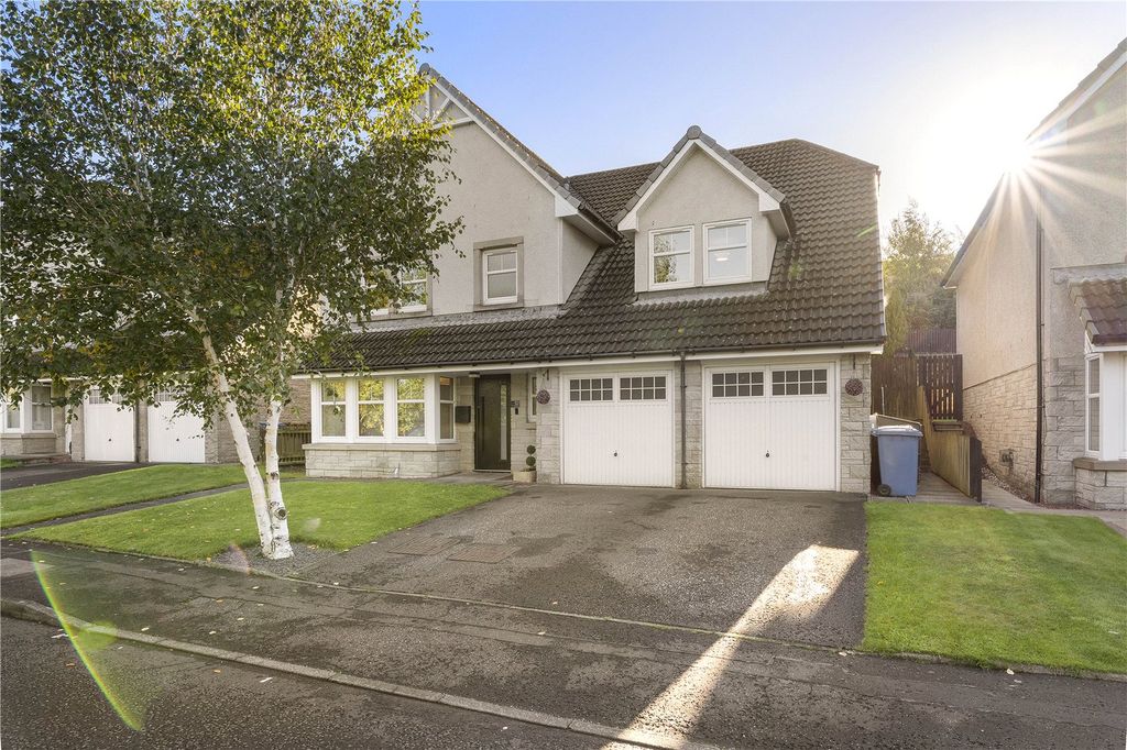 Property photo 1 of 26 Dover Drive