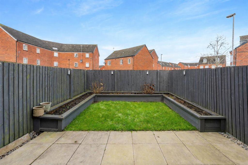 Property photo 3 of 19 6922482E-Db43-44d7-bae0-Eb0416Ac598B.Png