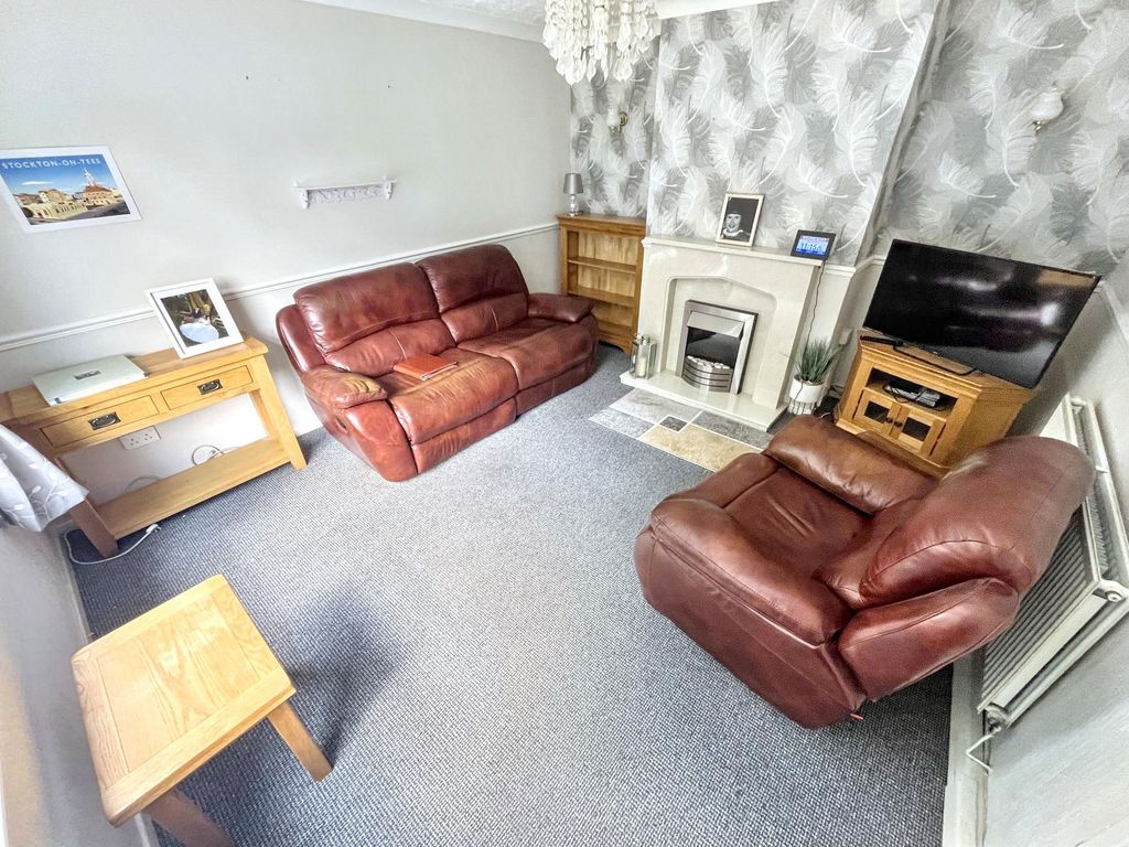 Property photo 3 of 14