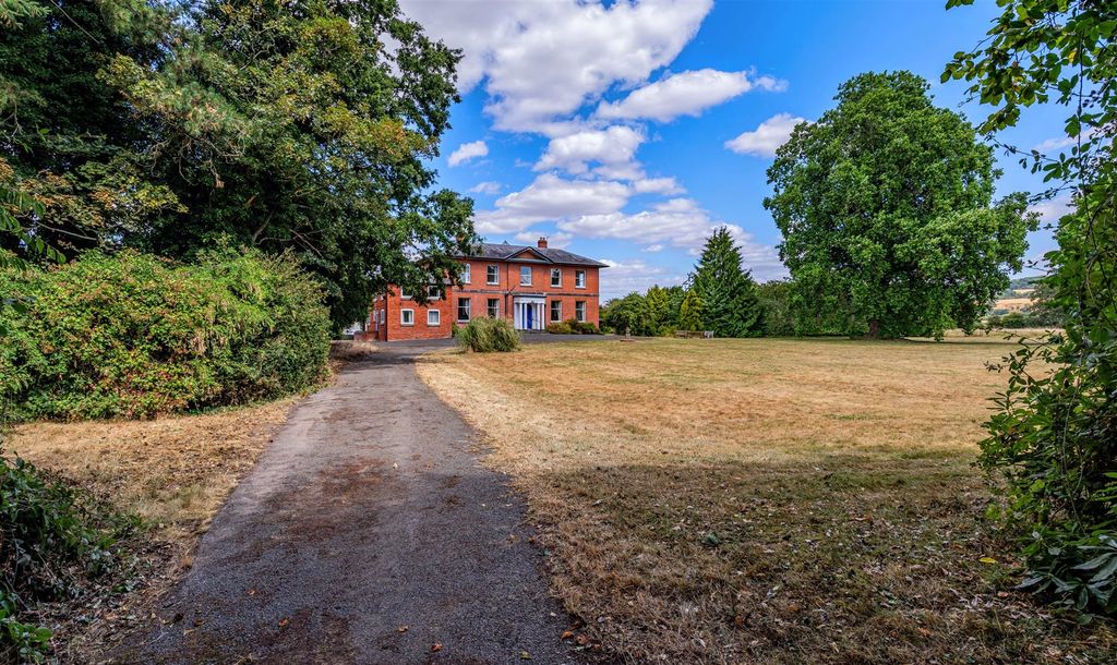Property photo 3 of 23 1X8A3381.Jpg