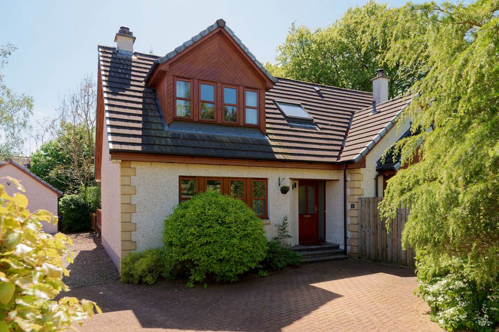 Property photo 1 of 30