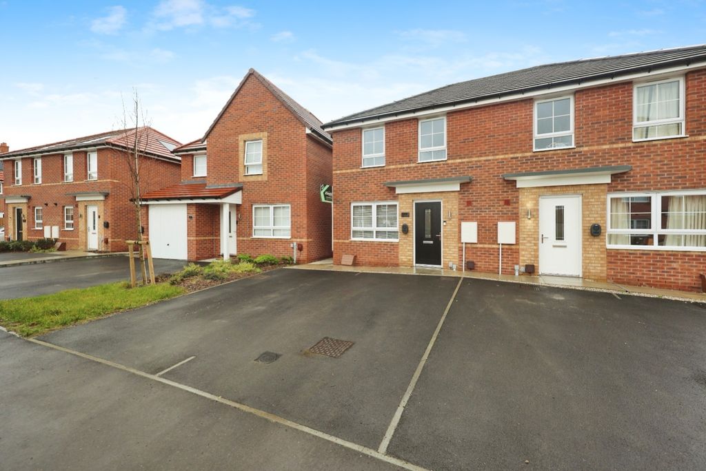 Property photo 1 of 21 4509770