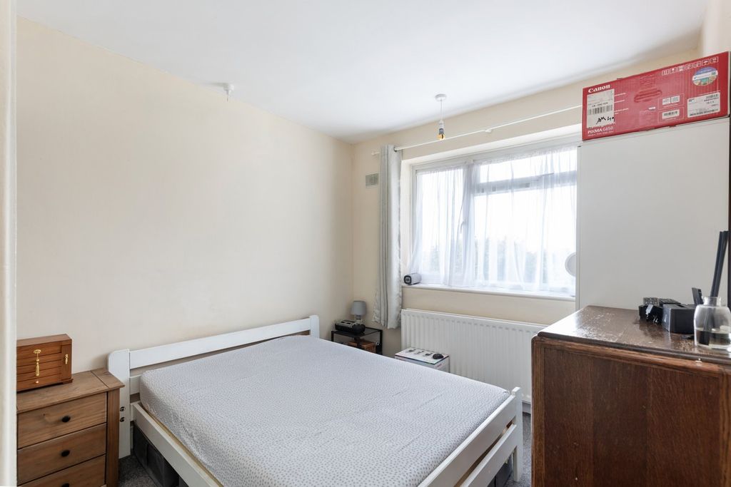 Property photo 2 of 23