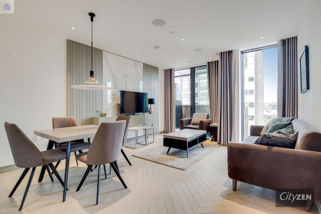 Property photo 1 of 20 Reception Room