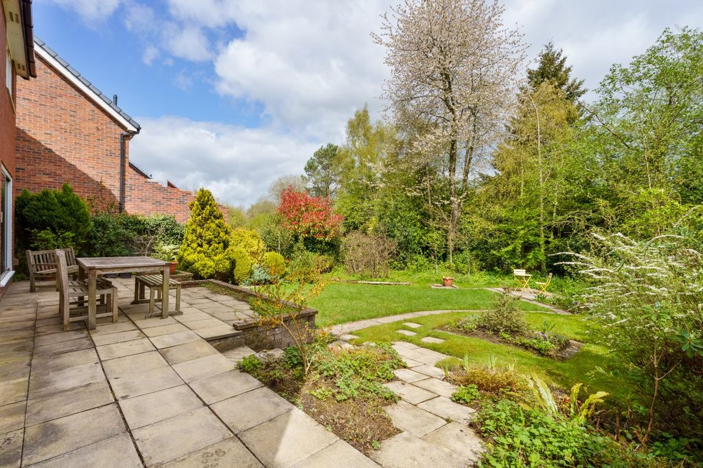 Property photo 2 of 21 Picture No. 10