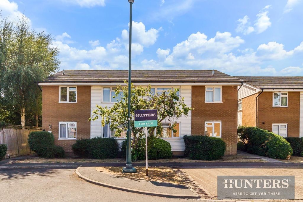 Property photo 1 of 14 Bisley Close (3).Jpg