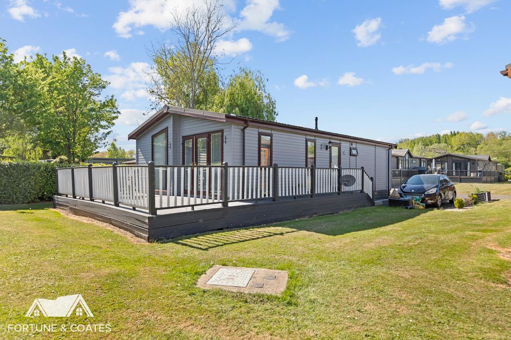 Property photo 1 of 20 Millgreen_20.Jpg