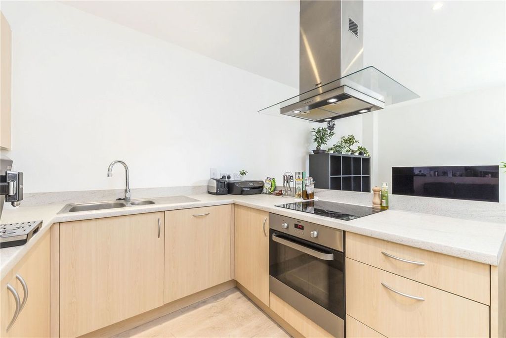 Property photo 2 of 5