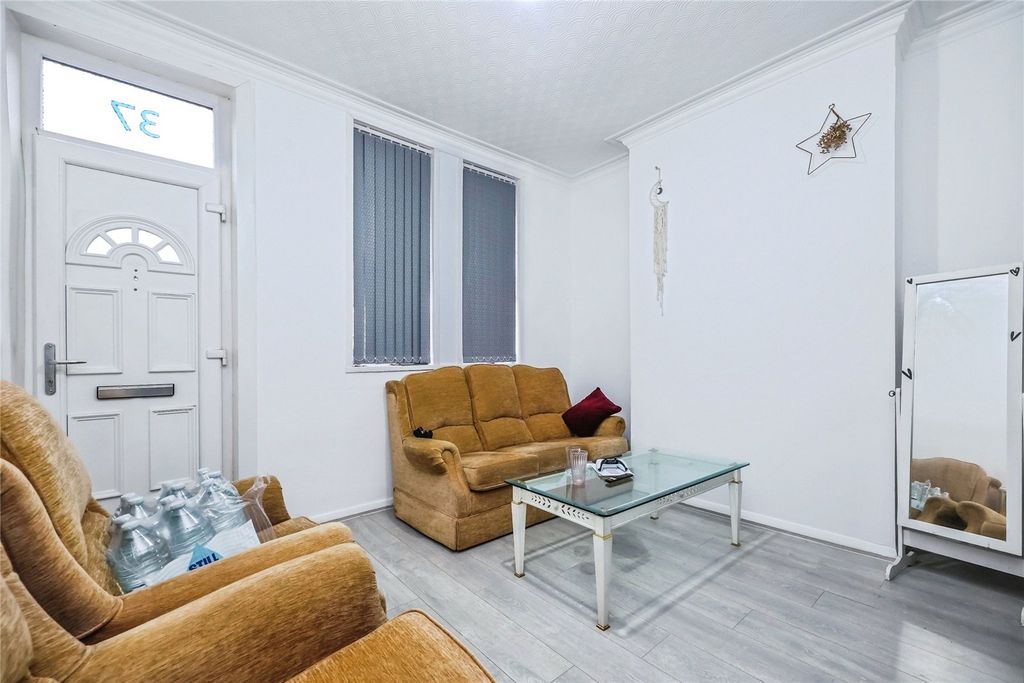 Property photo 2 of 11 Picture No. 09