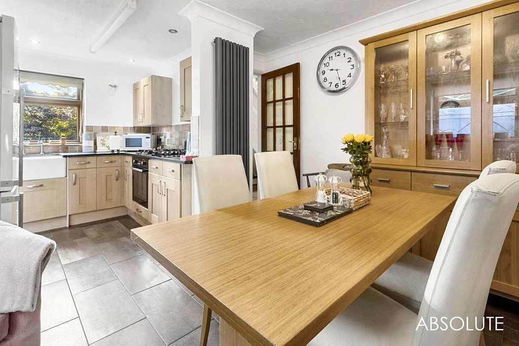 Property photo 3 of 21 Dining Room To Kitchen
