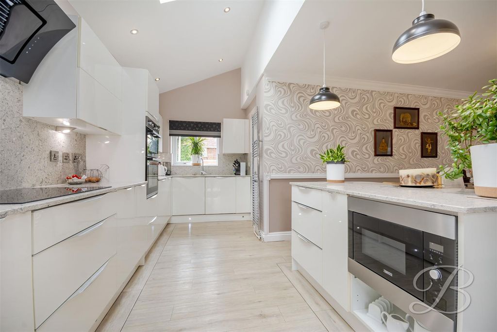Property photo 2 of 40 Ccltd-9.Jpg