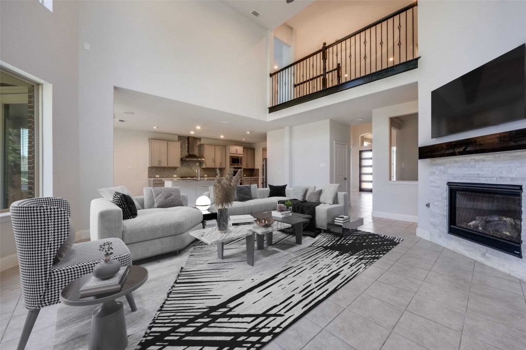 Property photo 1 of 28