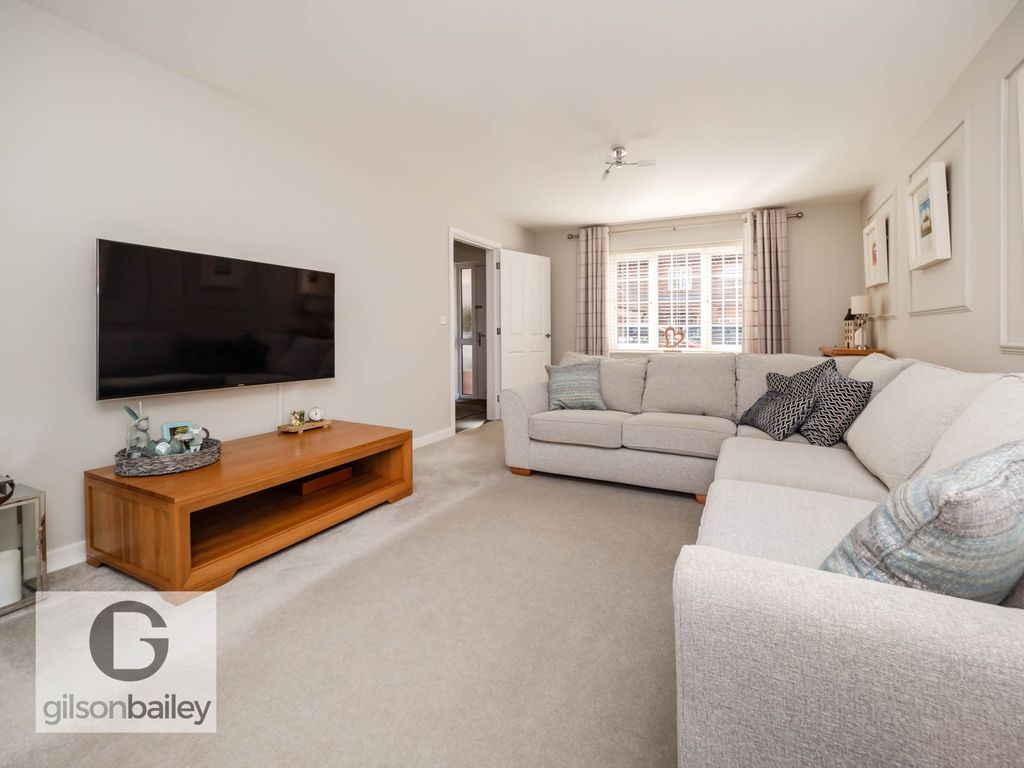 Property photo 3 of 42