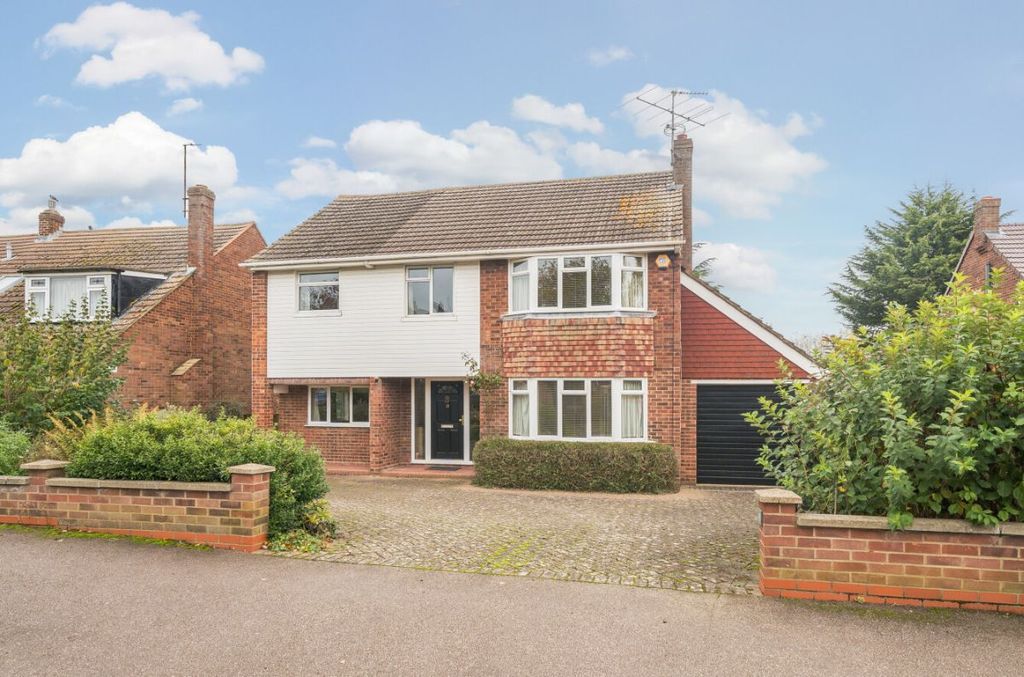 Property photo 1 of 18