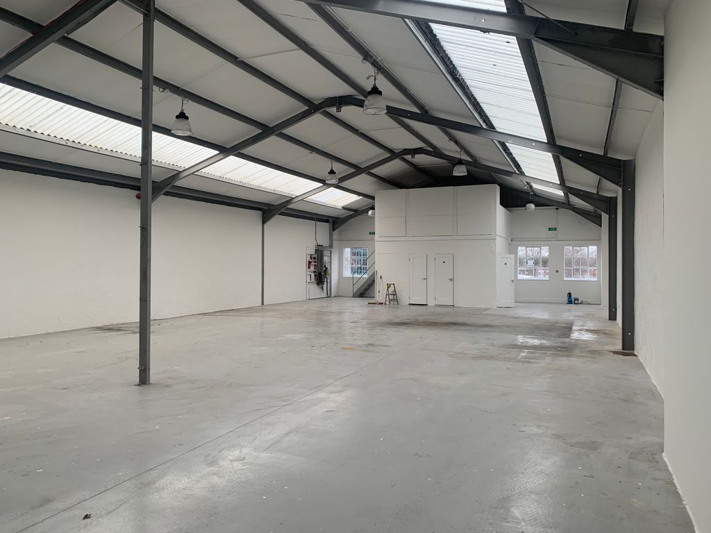 Property photo 3 of 4