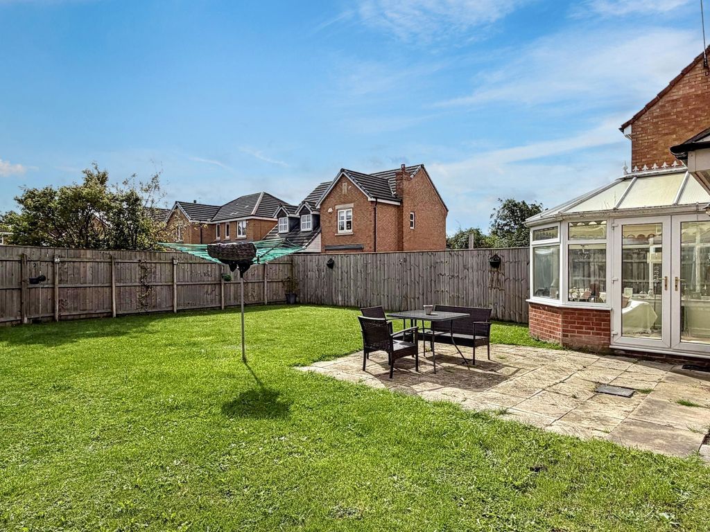 Property photo 3 of 24