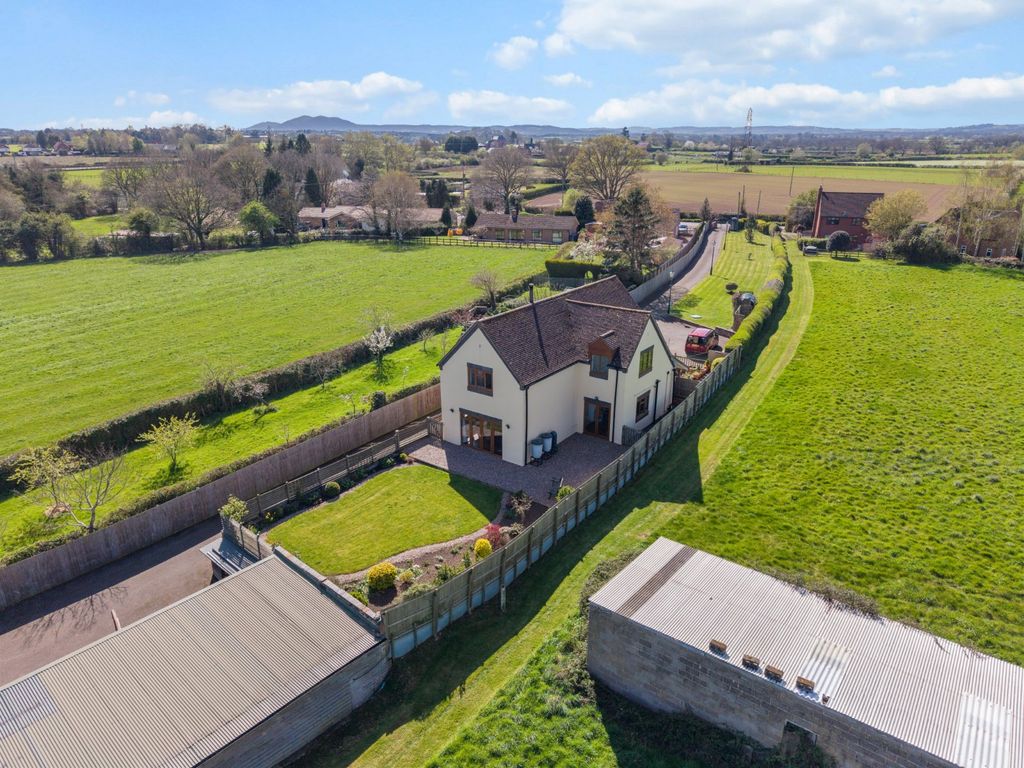 Property photo 1 of 24 Picture No. 18