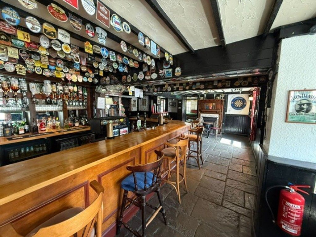 Property photo 3 of 11 The Main Bar