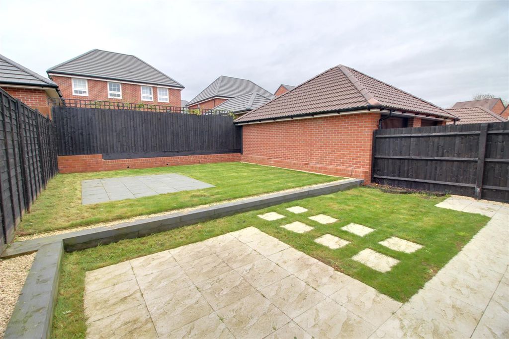 Property photo 2 of 13 Img_7893-Img_7895.Jpg