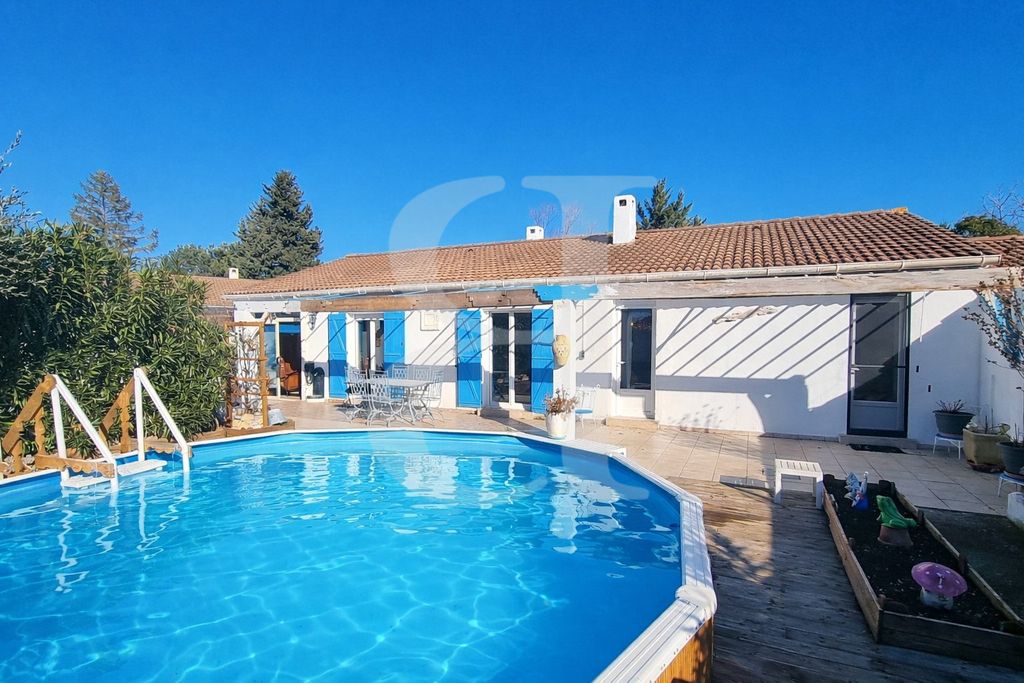 Property photo 1 of 21