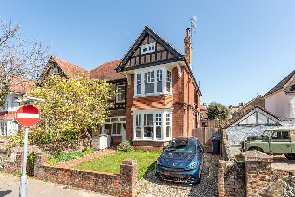 Property photo 1 of 11 Picture No. 06
