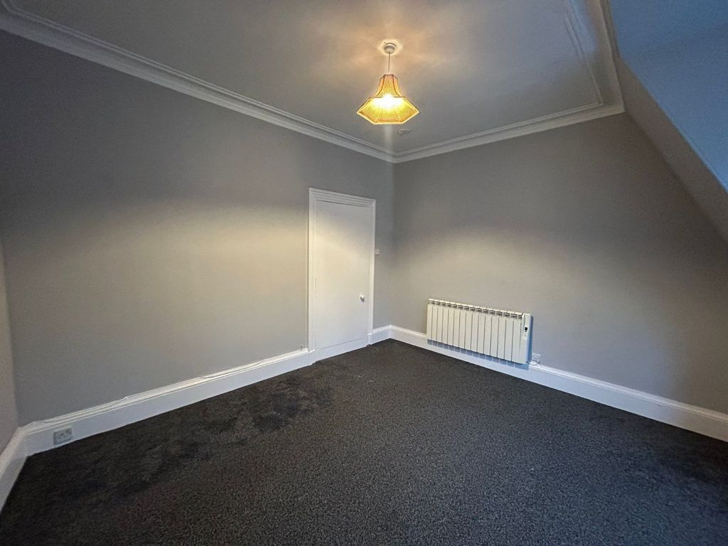 Property photo 2 of 7 Photo 2