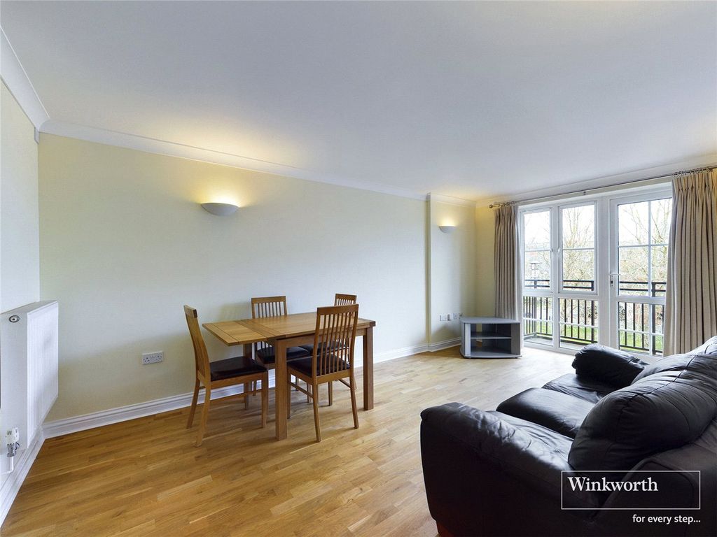 Property photo 2 of 10 Picture No. 11