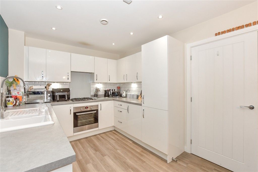 Property photo 3 of 19 Kitchen/ Diner