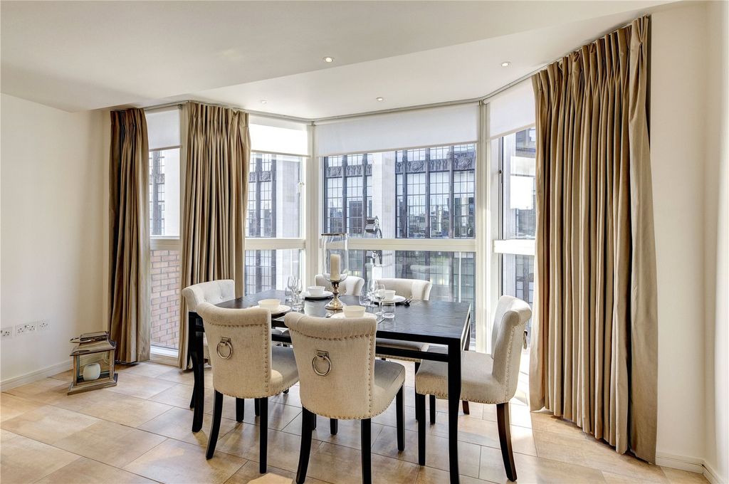 Property photo 2 of 7 Picture No. 05