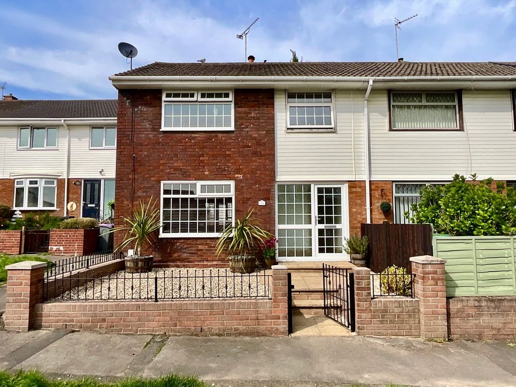 Property photo 1 of 20