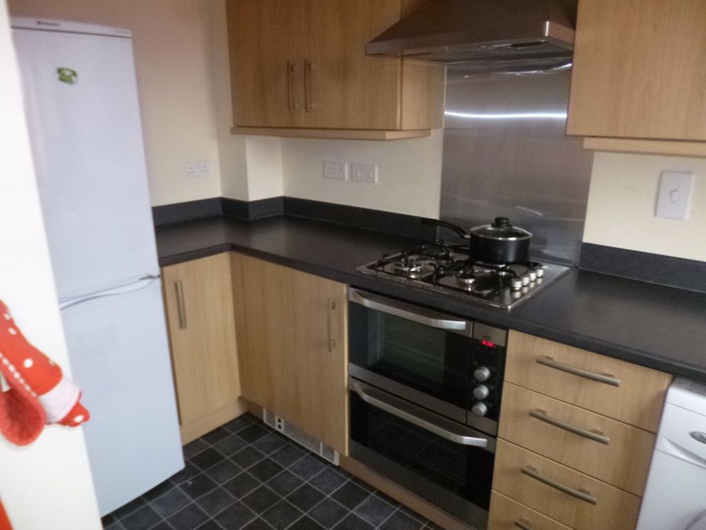 Property photo 3 of 15 (Main)